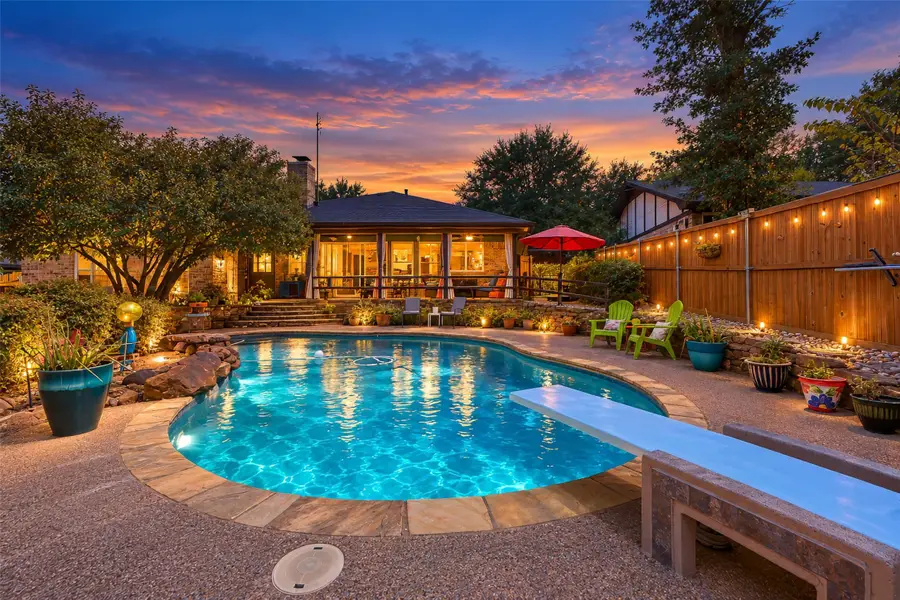 2125 Cambridge Drive, Hurst, TX 76054 - #2