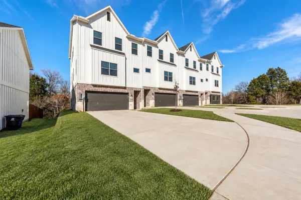 6430 Mason Court, Dallas, TX 75227