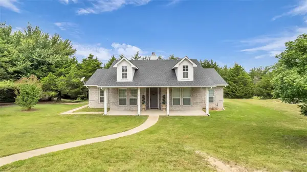 1011 Sister Grove Road, Van Alstyne, TX 75495