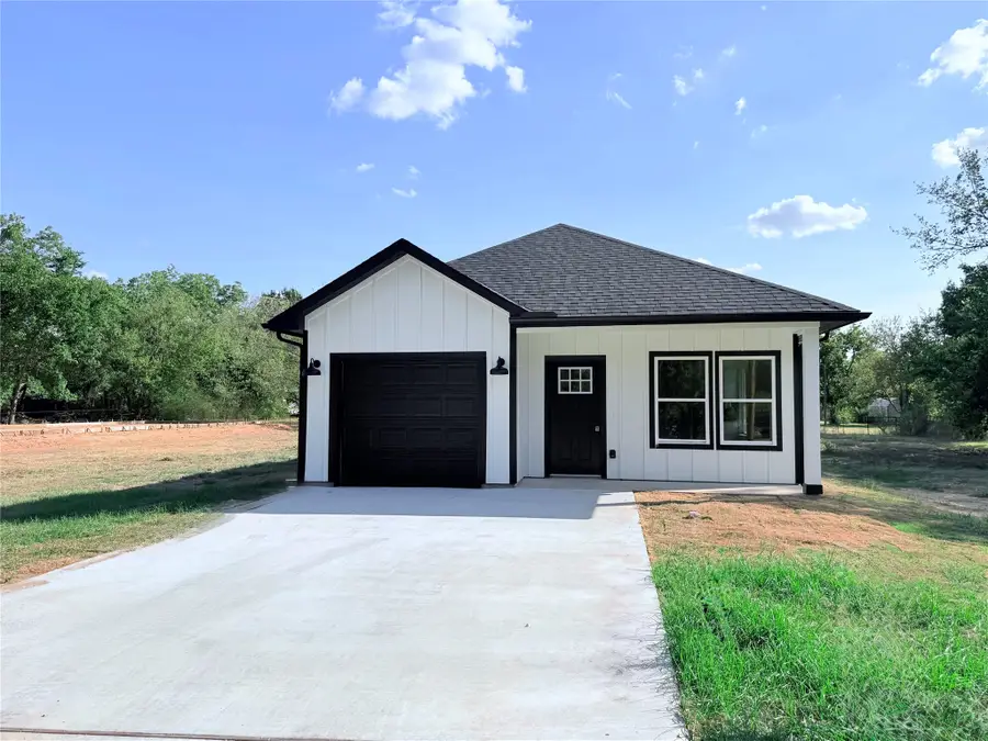 602 Fuller Street, Sulphur Springs, TX 75482 - #2