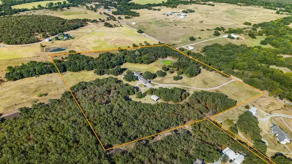 872 County Road 1670, Alvord, TX 76225