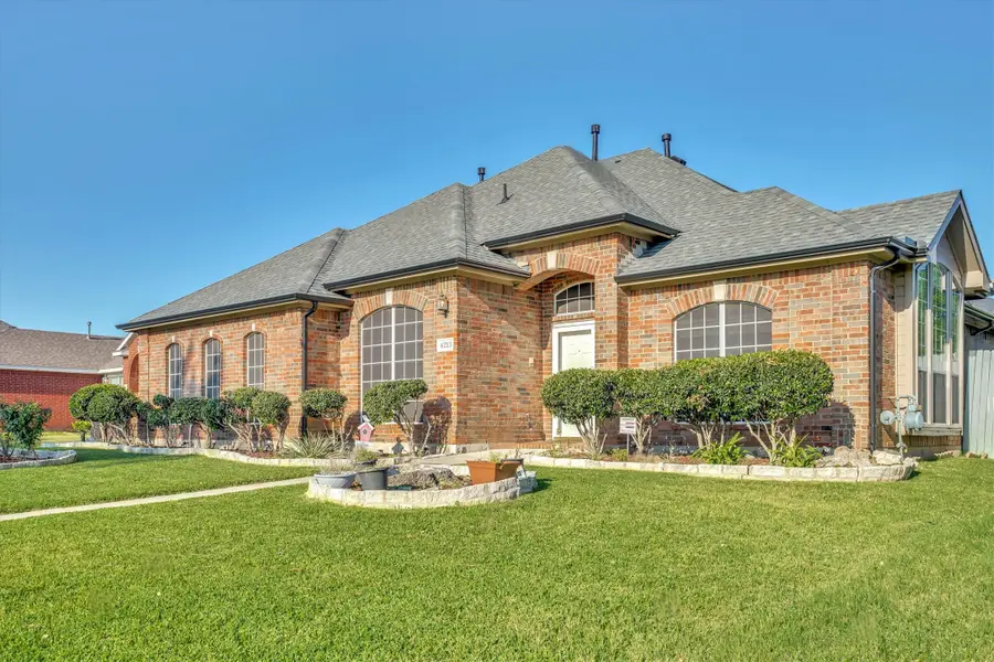 4213 Forestedge Drive, Grand Prairie, TX 75052 - #3