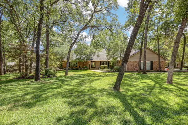 1361 Lakeview Drive, Southlake, TX 76092