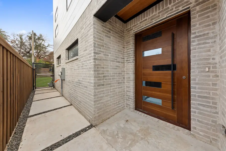 1919 Pollard Street, Dallas, TX 75208 - #2