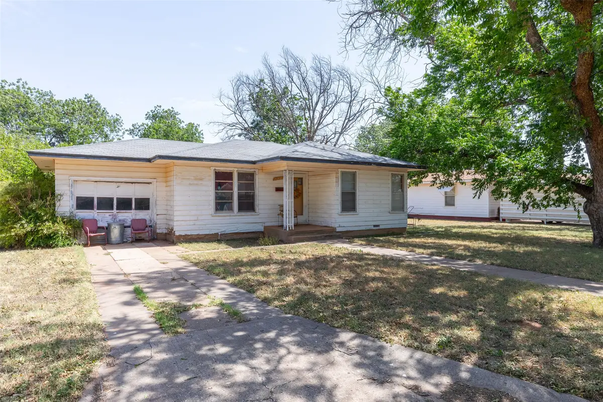 1404 Herring, Merkel, TX 79536 - #1