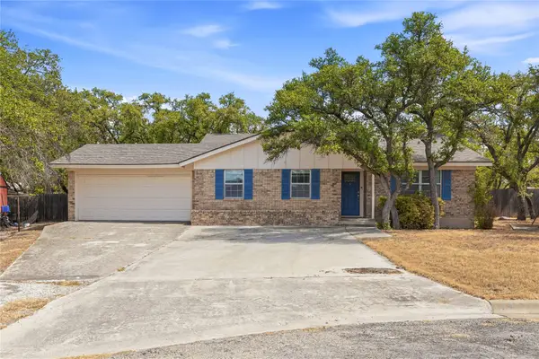 102 Broadmoor Circle, Brownwood, TX 76801