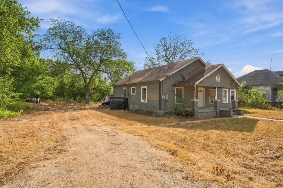 204 Eagle Drive, Bruceville Eddy, TX 76524 - #2