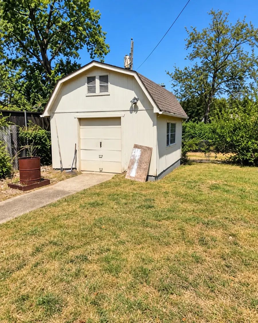 301 Washington Street, Garland, TX 75040 - #3