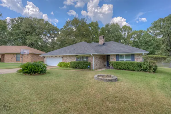 6216 N Windermere Drive, Shreveport, LA 71129
