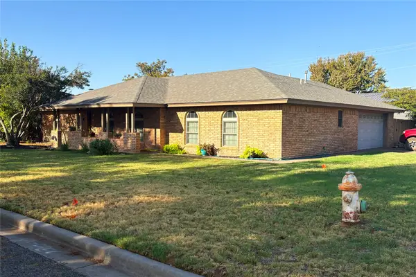 2802 Wood Street, Vernon, TX 76384