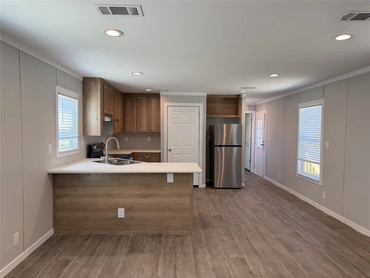 112 Overlook Trail, Azle, TX 76020 - #1