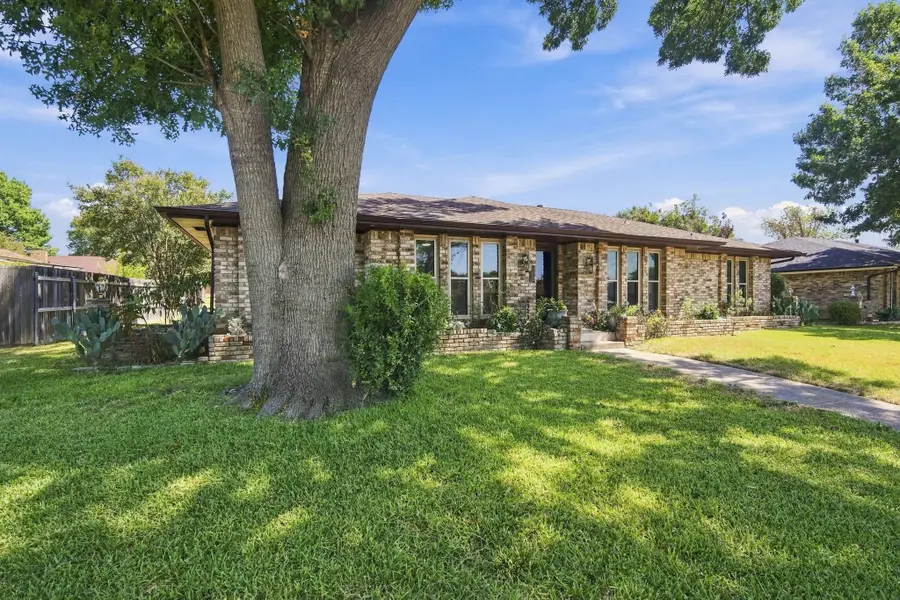 1030 Shadywood Lane, Desoto, TX 75115 - #3