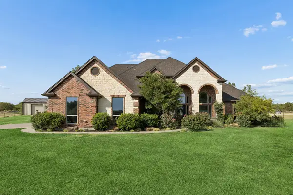 130 Corona Court, Fort Worth, TX 76108