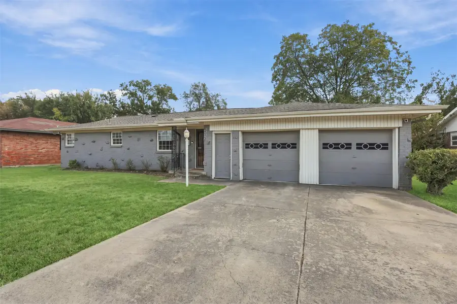5012 Ira Street, Haltom City, TX 76117 - #3