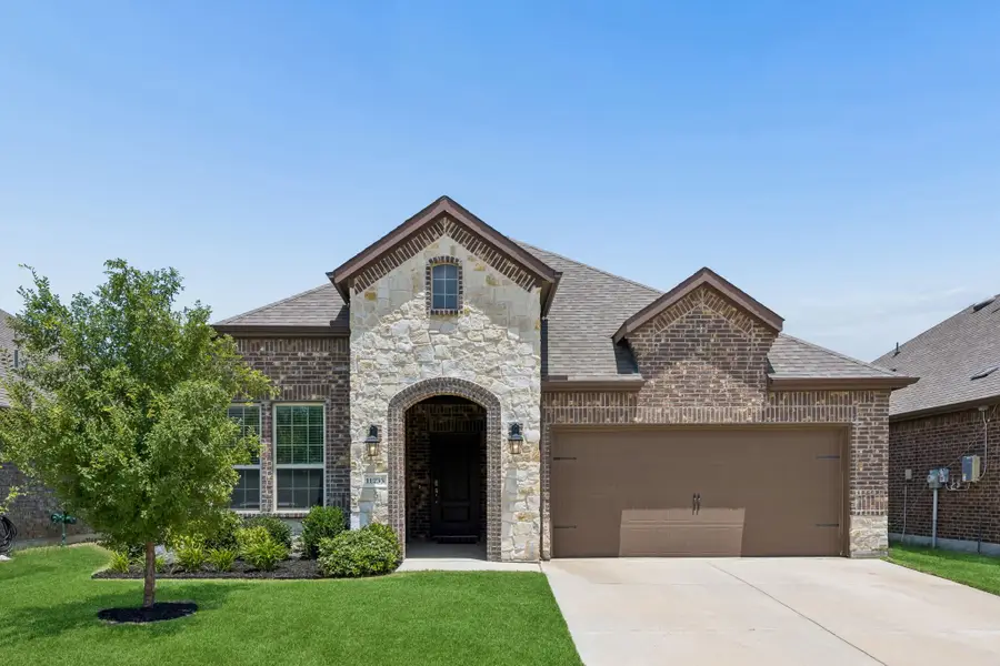 11233 Gold Pan Trail, Aubrey, TX 76227 - #2