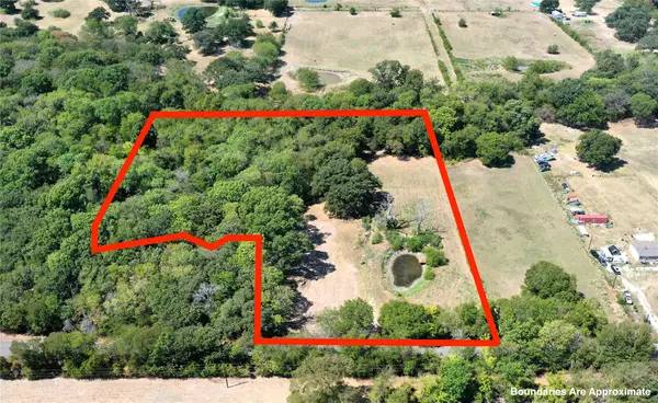383 Rs County Road 1605, Point, TX 75472