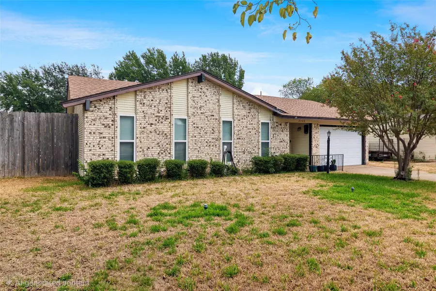 2108 Pearl Lane, Irving, TX 75060 - #2