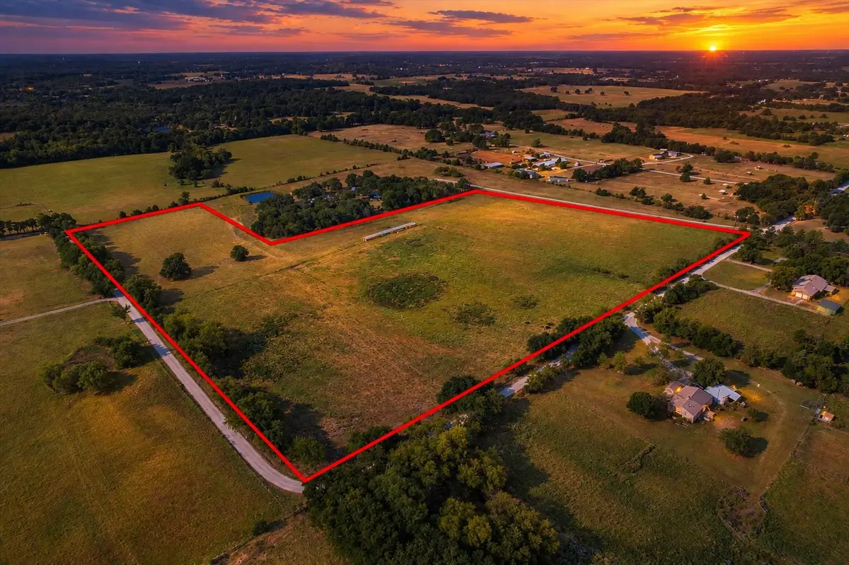 4570 County Road 123, Gainesville, TX 76240 - #1
