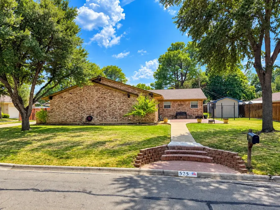 525 Magnolia Street, Denton, TX 76201 - #3