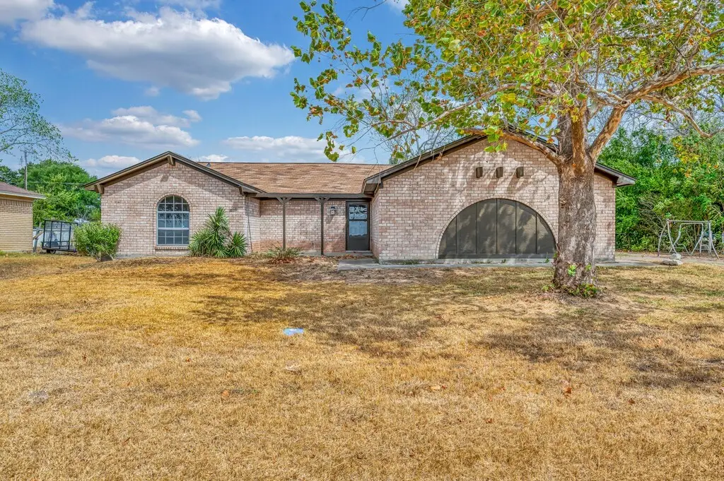 369 Anna Hobbs Lane, Bruceville Eddy, TX 76524 - #1