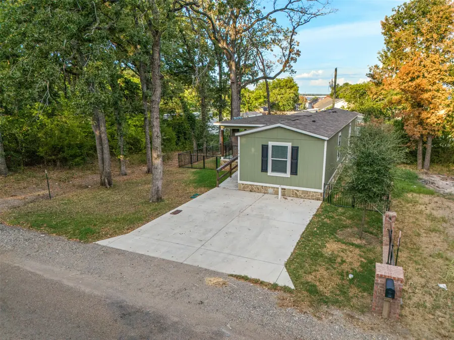 140 Southlake Drive, Mabank, TX 75156 - #3