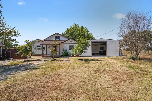 205 Davis Ranch Road, Alvarado, TX 76009