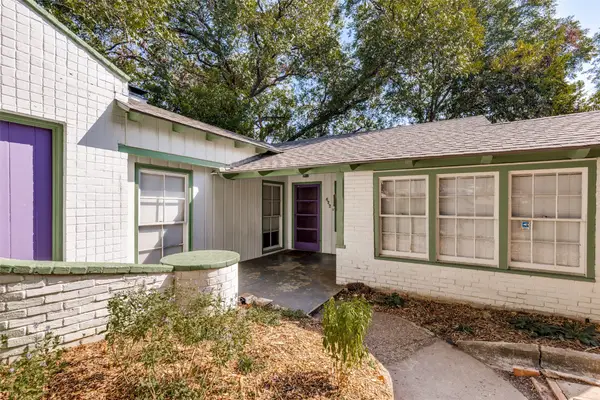 422 N Montreal Avenue, Dallas, TX 75208