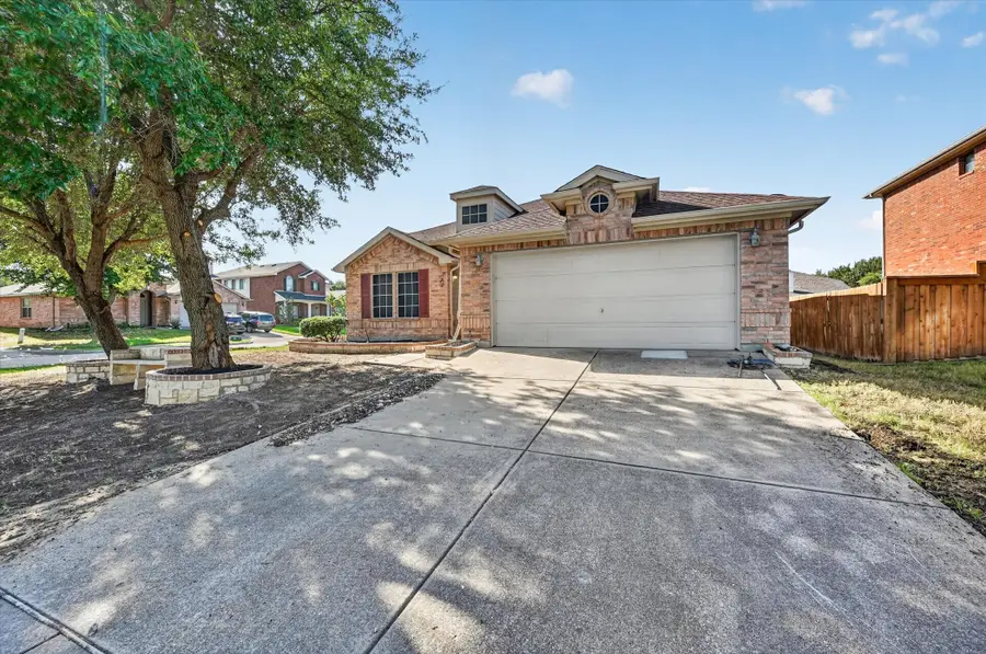 3203 Yeltes, Grand Prairie, TX 75054 - #2