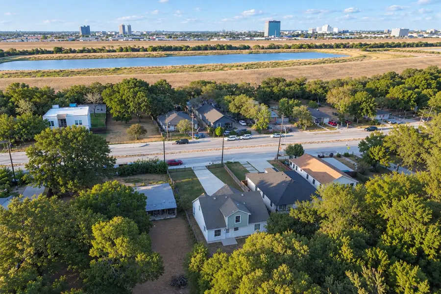 3022 Canada Drive, Dallas, TX 75212 - #2