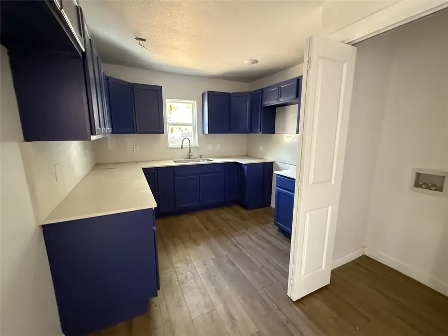 4804 Baldwin Street, Dallas, TX 75210 - #3