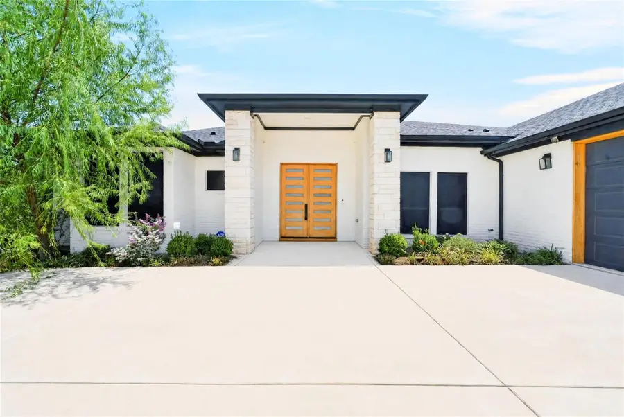 4013 Legend Trail, Granbury, TX 76049 - #3