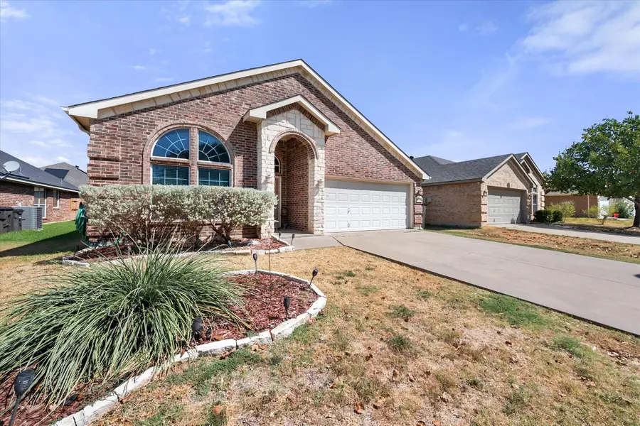 8249 Winter Falls Trail, Fort Worth, TX 76053 - #2