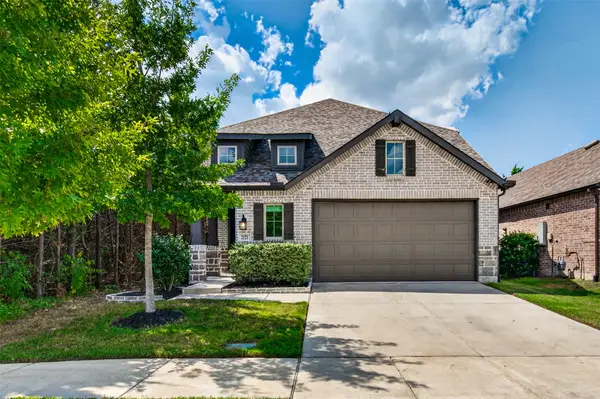 2121 Hobby Drive, Forney, TX 75126