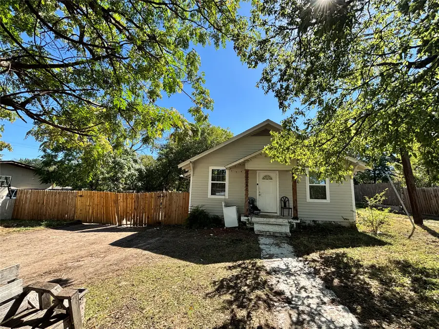 1114 E Ohio Avenue, Dallas, TX 75216 - #3