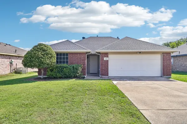 1504 Parrot Court, DeSoto, TX 75115