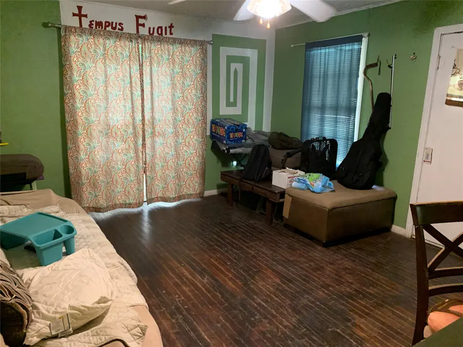 100 S Wright Avenue, Kerens, TX 75144 - #2
