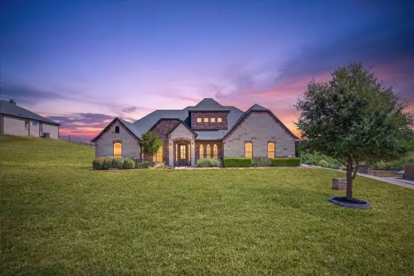 12233 Bella Palazzo Drive, Fort Worth, TX 76126