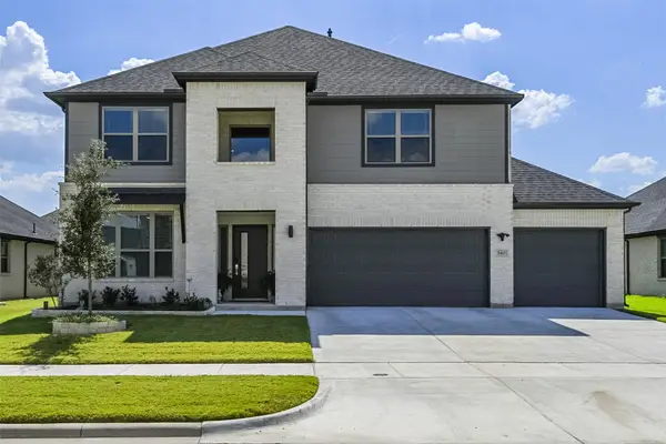 540 Moonrise Street, Waxahachie, TX 75165