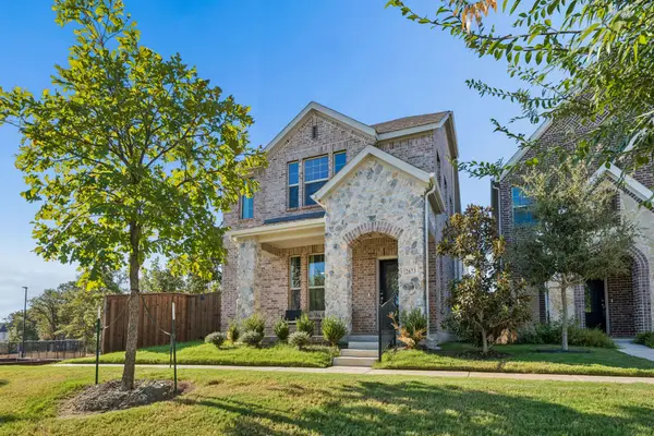 2673 Kings Canyon Mews, Corinth, TX 76210