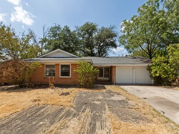 8917 Freeport Drive, Dallas, TX 75228
