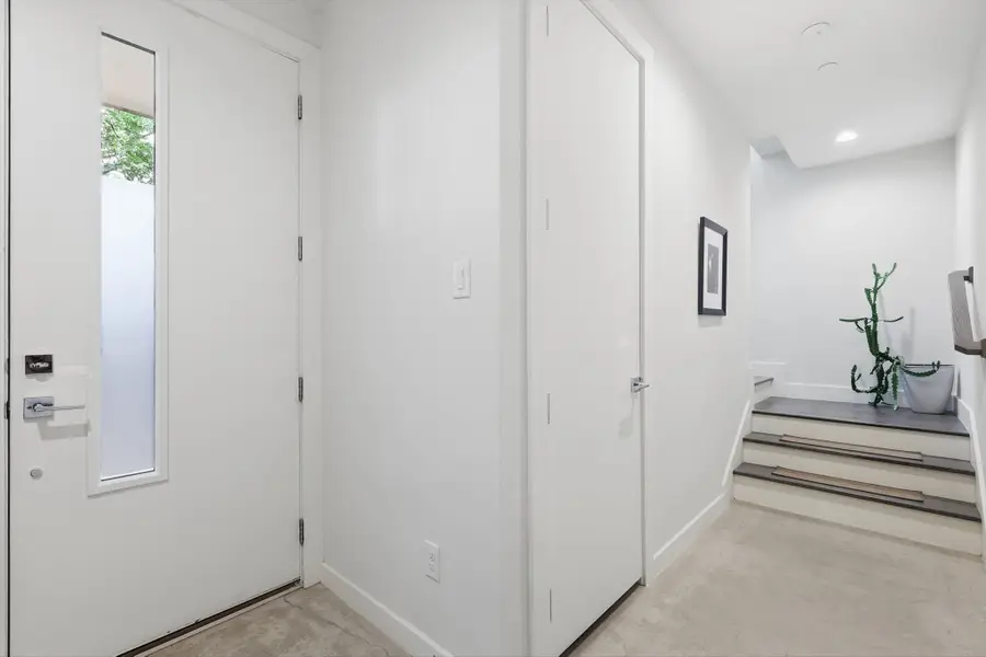 4620 Munger Avenue #105, Dallas, TX 75204 - #3