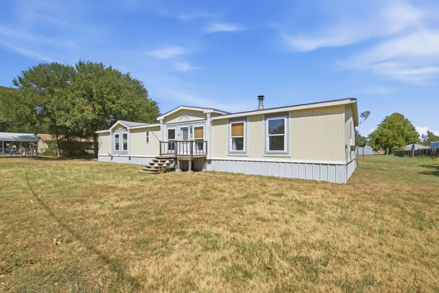 105 Apache Street, Lipan, TX 76462 - #2