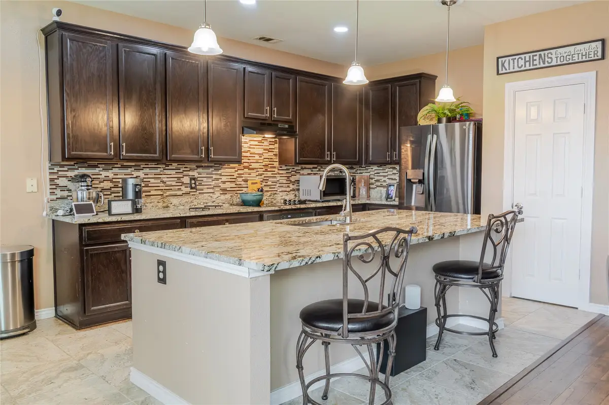 419 Kingfisher Lane, Arlington, TX 76002 - #1