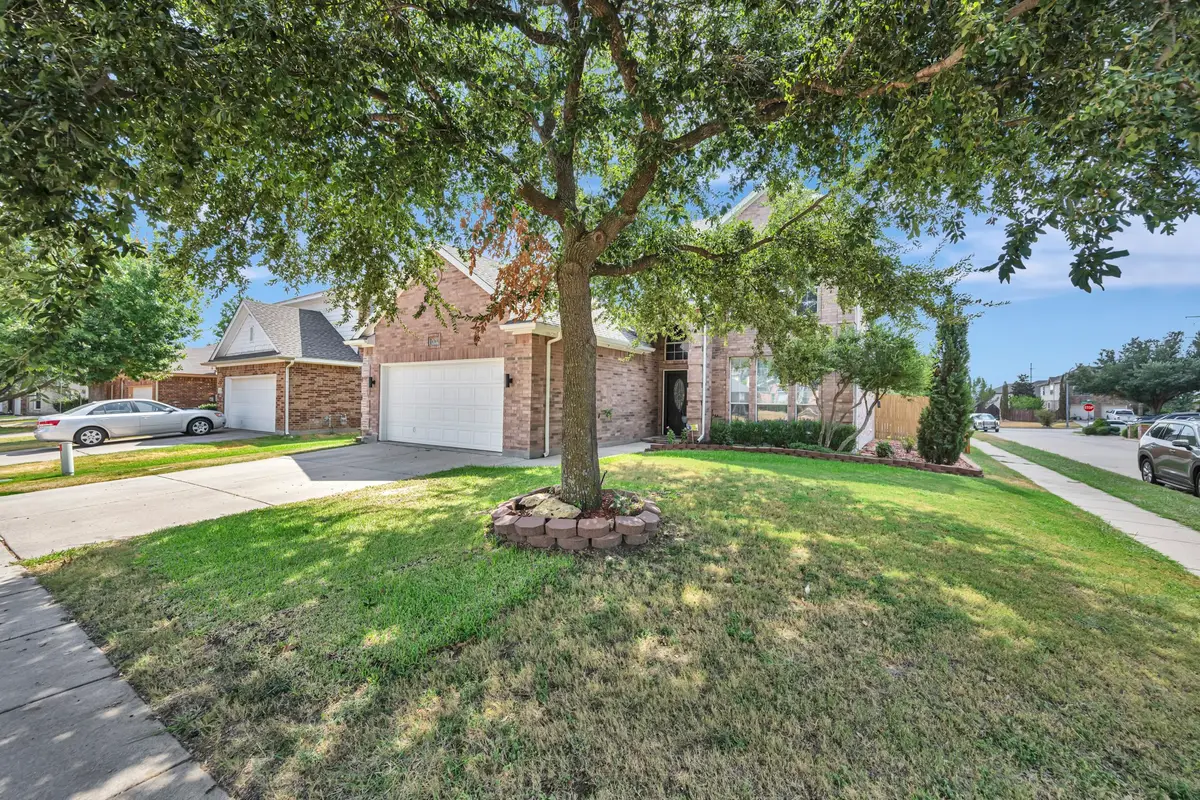 6369 Redeagle Creek Drive, Fort Worth, TX 76179 - #1