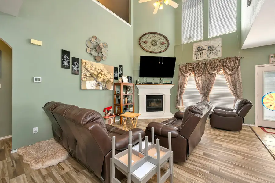 6369 Redeagle Creek Drive, Fort Worth, TX 76179 - #3