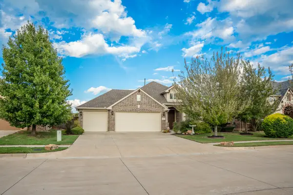 1317 Monticello Drive, Burleson, TX 76028