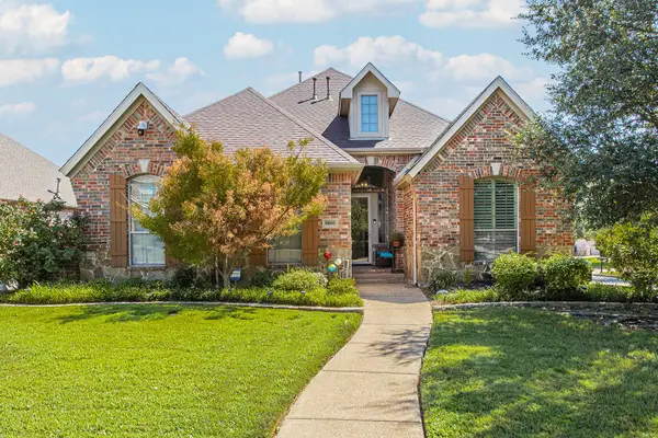 5900 Barton Springs Drive, North Richland Hills, TX 76180