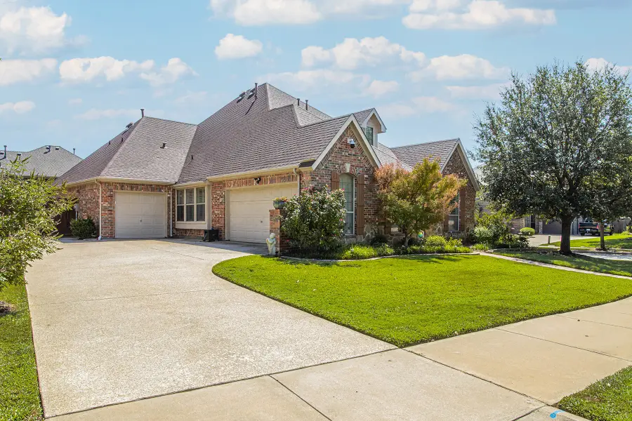 5900 Barton Springs Drive, North Richland Hills, TX 76180 - #2