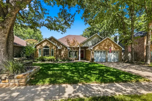524 Post Oak Road, Grapevine, TX 76051