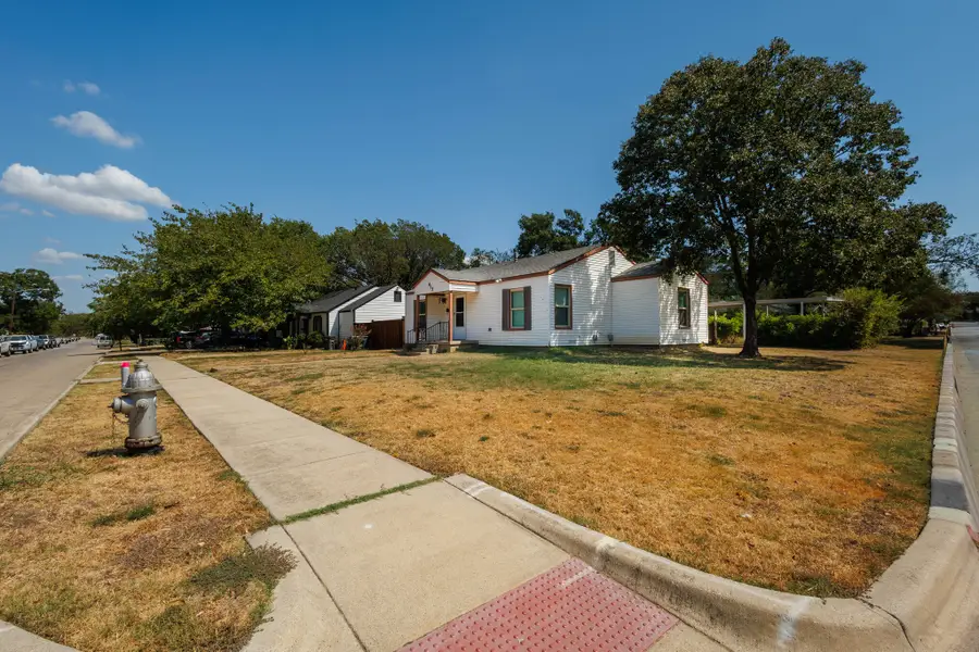 913 S Sargent Street, Fort Worth, TX 76103 - #2